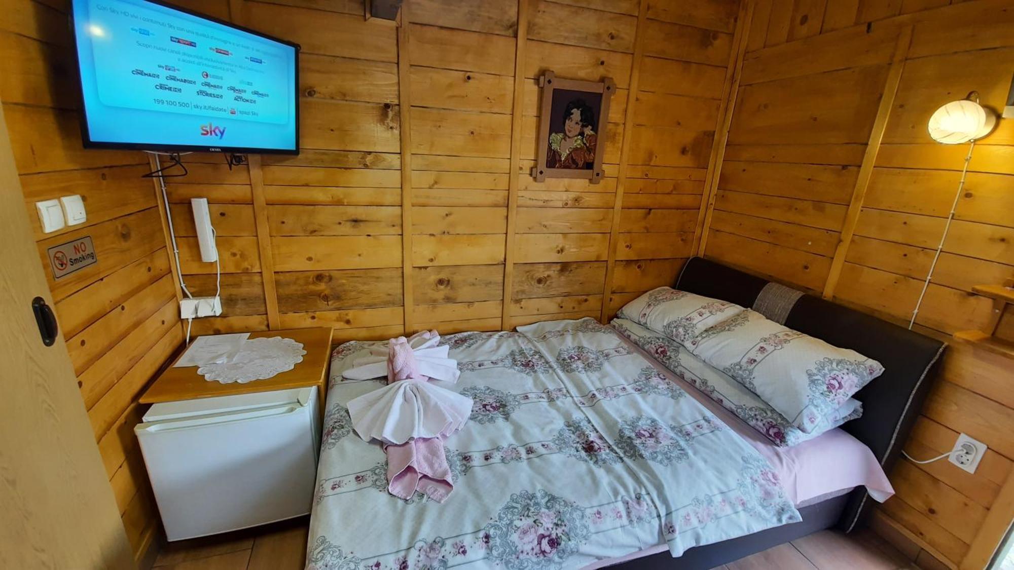 Etno Selo Eden Hotel Zeravacki Potok Cameră foto
